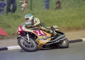 Images Dated 10th June 2021: Frank Rutter (Honda) 1976 Production TT