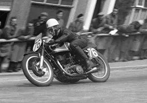 Images Dated 30th September 2020: Fred Cook (Matchless) 1956 Senior TT