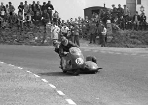 Images Dated 17th September 2013: Fred Cornbill and M Findlay (Tiumph) 1967 Sidecar TT