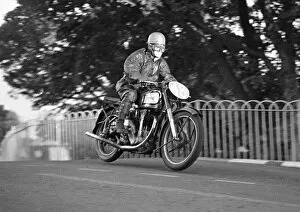 Images Dated 9th March 2020: Fred Passmore (Norton) 1949 Junior Clubman TT