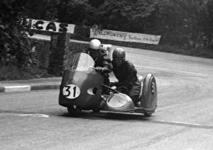 Images Dated 19th October 2018: Fred Pusey & E J Evans (Norton) 1960 Sidecar TT