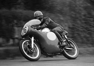 Images Dated 25th September 2019: Freddie Fisher (Norton) 1962 Senior Manx Grand Prix