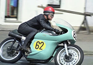 Images Dated 24th May 2020: Bill Fulton (Norton) 1969 Senior TT