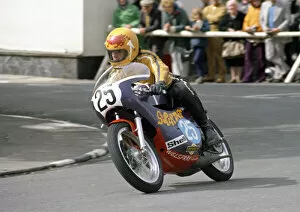 Images Dated 12th June 2022: Gareth Jones (Yamaha) 1974 Junior Manx Grand Prix