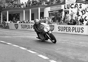 Images Dated 7th August 2016: Gary Hocking (MV) 1961 Senior TT