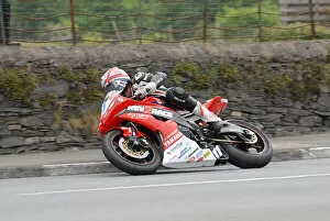 Images Dated 6th January 2021: Gary Johnson (Yamaha) 2010 Supersport TT