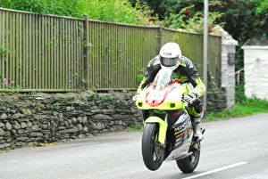 Images Dated 1st September 2015: Gary Vines (Yamaha) 2015 Newcomers Manx Grand Prix