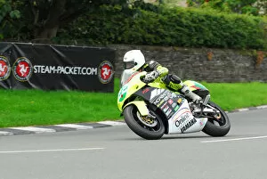 Images Dated 4th September 2015: Gary Vines (Yamaha) 2015 Super Twin Manx Grand Prix