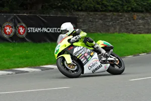 Gary Vines Gallery: Gary Vines (Yamaha) Super Twin Manx Grand Prix