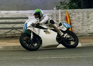 Gavin Lee Gallery: Gavin Lee (Yamaha) 1987 Junior Manx Grand Prix