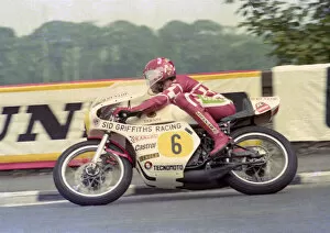Images Dated 11th June 2021: Geoff Barry (Yamaha) 1976 Senior TT