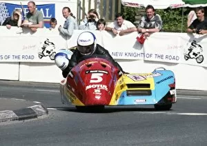 Images Dated 16th July 2011: Geoff Bell at Quarter Bridge: 1992 Sidecar Race A