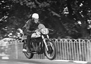Geoff Duke Collection: Geoff Duke (Norton) 1950 Junior TT