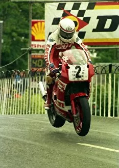 Geoff Johnson (Loctite Yamaha) 1987 Formula One TT