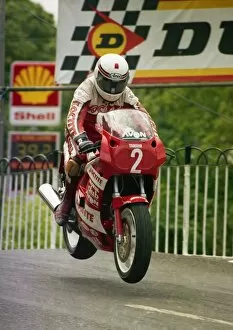 Images Dated 11th August 2016: Geoff Johnson (Yamaha) 1988 Production A TT