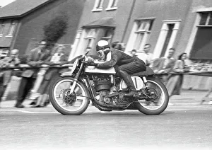 Images Dated 18th October 2018: Geoff Tanner (Norton) Senior Manx Grand Prix