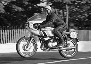 Images Dated 19th September 2013: George Hardwick (Benelli) 1975 Production TT