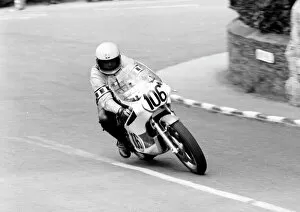 Images Dated 26th March 2023: George Paterson Yamaha 1977 Junior Manx Grand Prix