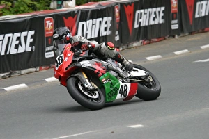 George Spence Gallery: George Spence (Aprilia) 2011 Superbike TT