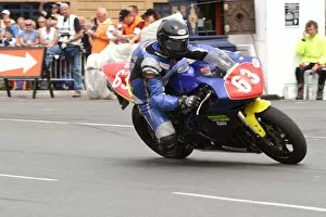 Images Dated 8th June 2004: George Spence (Yamaha) 2004 Production 1000 TT