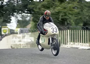 Images Dated 23rd October 2020: Gerald Lewis (Greeves) 1968 Lightweight Manx Grand Prix