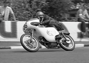 Images Dated 10th October 2019: Gerald Senior (Aermacchi) 1962 Lightweight TT