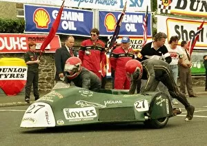 Images Dated 24th December 2017: Gerard Flynn & Richard Burgess (Yamaha) 1988 Sidecar TT