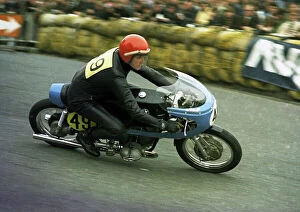 Images Dated 17th April 2023: German Otto Labitzke (BMW) at Quarter Bridge, 1971 Senior TT