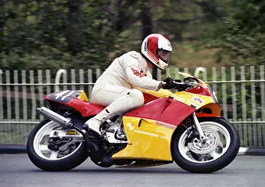 Images Dated 16th November 2019: Gerry Jenkins (Yamaha) 1990 Lightweight 400 TT