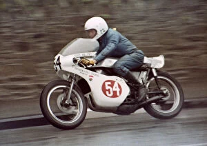 Images Dated 20th September 2021: Gerry Miller (Yamaha) 1978 Newcomers Manx Grand Prix