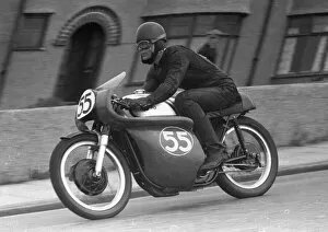 Images Dated 30th March 2021: Gerry Turner (Norton) 1958 Senior TT