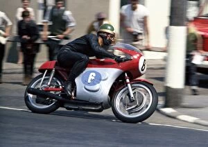 Giacomo Agostini Collection: Giacomo Agostini (MV) 1967 Junior TT