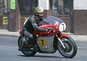 Giacomo Agostini Gallery: Giacomo Agostini (MV) 1968 Senior TT