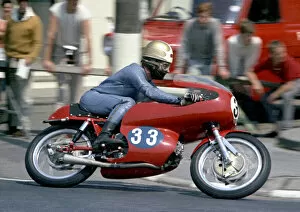 Images Dated 6th September 2021: Gilberto Milani (Aermacchi) 1967 Junior TT