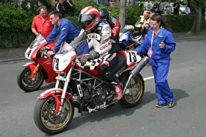 Images Dated 31st May 2003: Giorgio Cantalupo (Ducati) 2003 Formula One TT