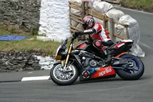 Giorgio Cantalupo at Governors Bridge: 2004 Formula One TT