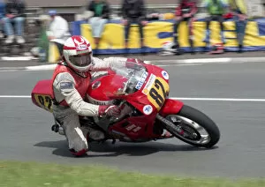 Glen English Gallery: Glen English (Yamaha) 1990 Supersport 600 TT