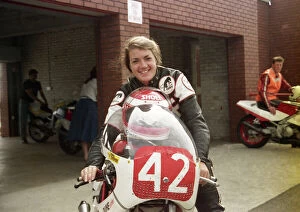 Images Dated 16th August 2017: Gloria Clark (Ducati) 1989 Senior Newcomers Manx Grand Prix