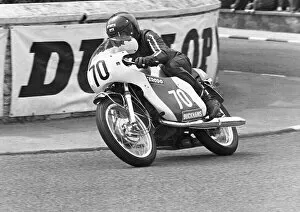 Images Dated 23rd October 2021: Gordon Daniels (Suzuki) 1971 Production TT