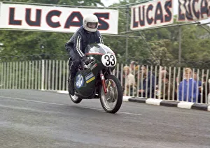 Images Dated 23rd October 2021: Gordon Daniels (TWS Suzuki) 1971 Junior TT