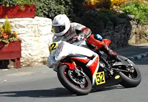 Gordon Donaghy (Yamaha) 2010 Senior Manx Grand Prix