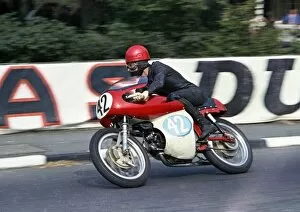 Images Dated 12th August 2016: Gordon Keith (Aermacchi) 1966 Junior TT