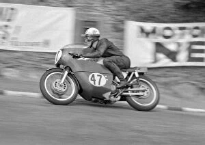 1969 Senior Manx Grand Prix Collection: Gordon Pantall (Matchless) 1969 Senior Manx Grand Prix
