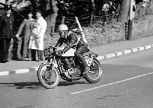 Images Dated 27th March 2023: Gordon Penson FBS 1958 Junior Snaefell Manx Grand Prix