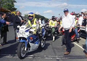 Images Dated 6th April 2022: Graeme Crosby (Suzuki) 1990 Suzuki Parade Lap