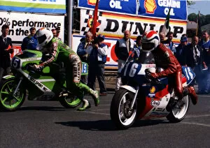 Graeme McGregor (Kawasaki) & Phil Nichols (Honda) 1989 Junior TT