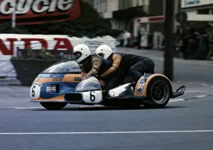 Graham Milton & John Brushwood (British Magnum) 1979 Sidecar TT