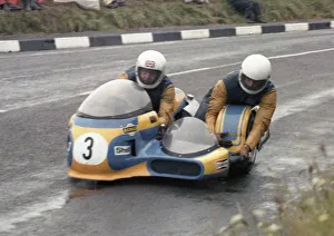 Images Dated 18th September 2020: Graham Milton & John Brushwood (British Magnum) 1978 Sidecar TT