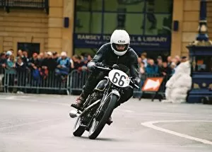 Images Dated 26th November 2016: Grahame Rhodes (Velocette) 2004 Classic Parade Lap