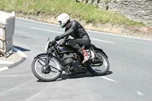 Images Dated 28th September 2019: Grahame Rhodes (Velocette) 2005 Classic Lap